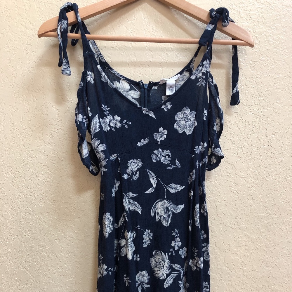 Tilly's (Full Tilt) Navy Floral Dress